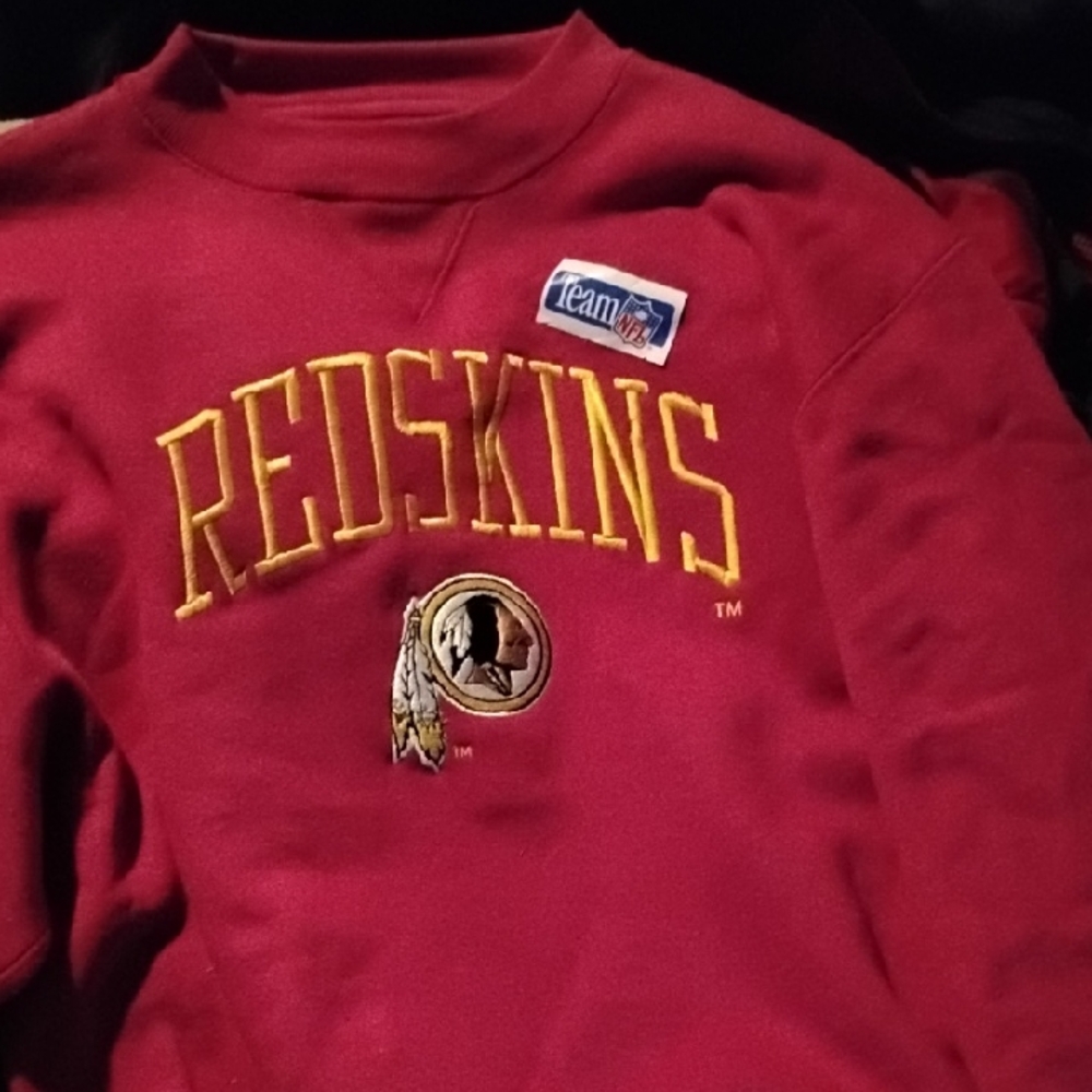 Team Apparel Kids Burgundy Redskins Sweatshirt
